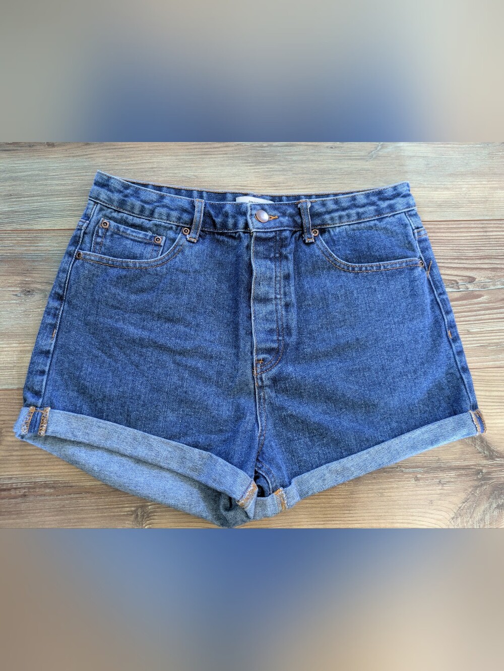 Forever 21 Dark Wash High Waisted Rolled Hem Denim Jean Shorts 29